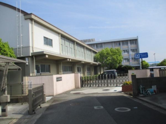 松山市立垣生中学校まで1831m