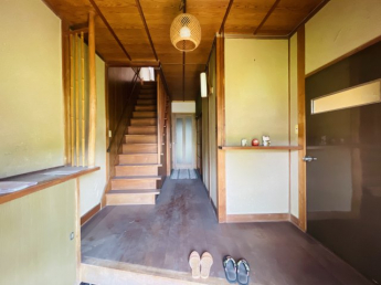 シンプルで使いやすい玄関です