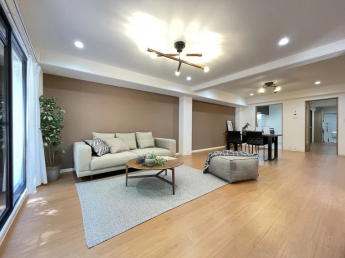 【居間・リビング】