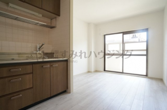 【居間・リビング】