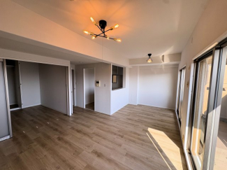 【居間・リビング】