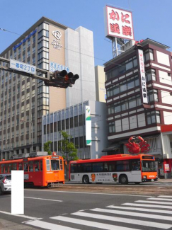 かに道楽松山店まで152m
