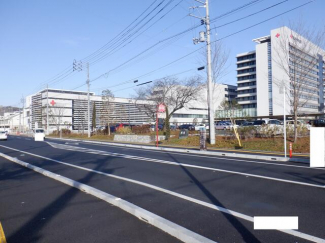 松山赤十字病院まで829m