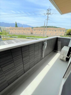 新居浜市久保田町３丁目のアパートの画像
