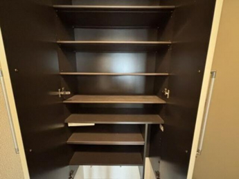 シューズボックス