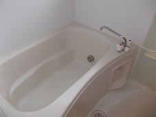 お風呂で日々の疲れを落としましょう