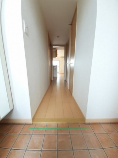 ゆったりとした玄関です
