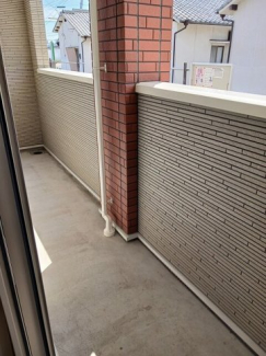 広々としたバルコニーです