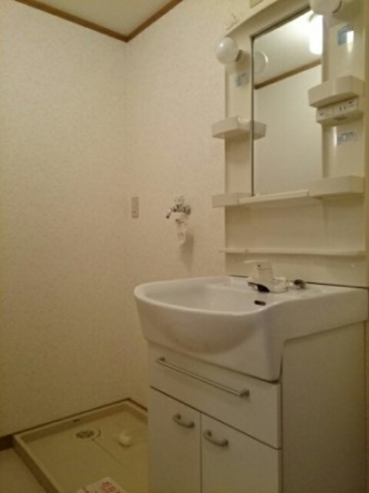 コンパクトで使いやすい洗面所