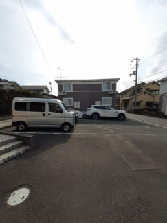 駐車場に車を止められます