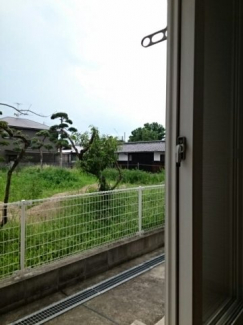 たまにはお庭で休日を過ごしてみるのもよいかもしれません