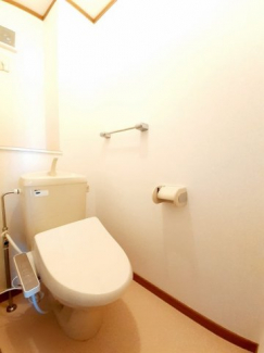 ゆったりとした空間のトイレです