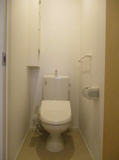 シンプルで使いやすいトイレです