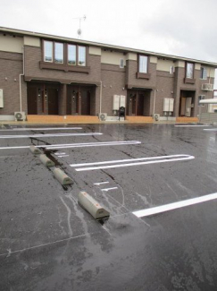 車をお持ちの方に嬉しい駐車場付きの物件です