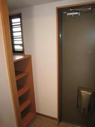 松山市福音寺町のマンションの画像