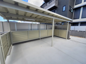屋根付きの駐輪場です