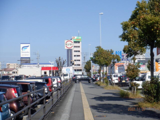 スシロー松山衣山店まで476m
