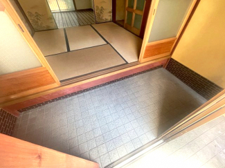 【玄関】