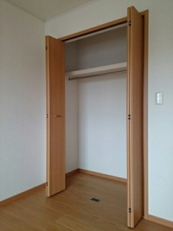 小物を収納するのに便利です