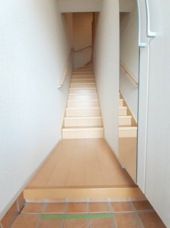 シンプルで使いやすい玄関です