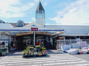 ＤＣＭ伊予店様まで1500m