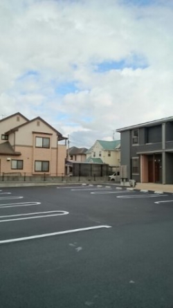 駐車場に車を止められます