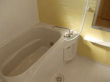 日々の疲れを癒すお風呂付です