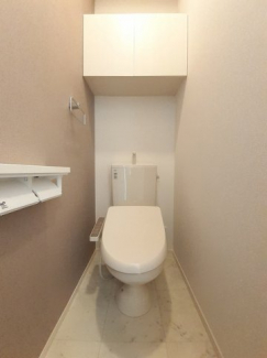 ゆったりとした空間のトイレです