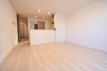 【居間・リビング】