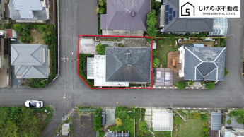 建築条件なし
約90坪
平坦・角地
前面道路　約6.9ｍ
