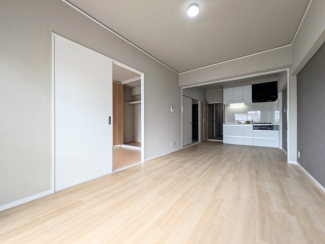 【居間・リビング】