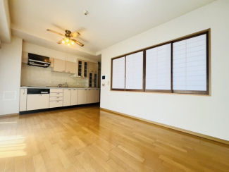 【居間・リビング】