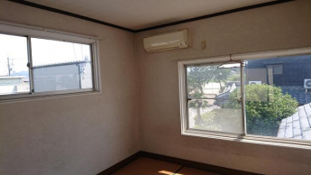 近江八幡市江頭町の一戸建ての画像