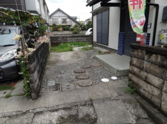 軽自動車2台駐車可能！