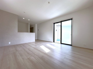 【居間・リビング】