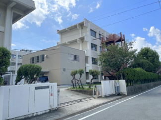 荻野小学校まで550m