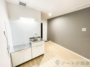 松山市平田町の事務所の画像