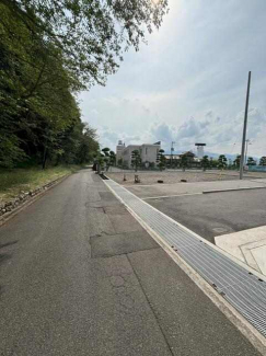 西条市小松町新屋敷の売地の画像
