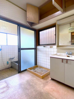 伊予市稲荷の中古一戸建ての画像