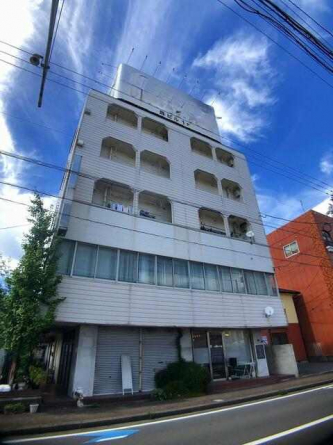 新居浜市港町のビルの画像