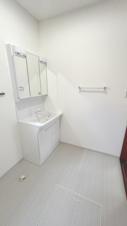 松山市南斎院町の中古一戸建ての画像