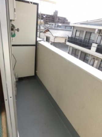 【バルコニー】