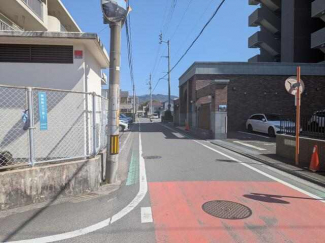 現地から東方面（附属小中学校）方面の景色。幼稚園・付属小中・