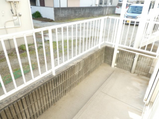 【バルコニー】