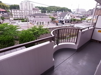【バルコニー】