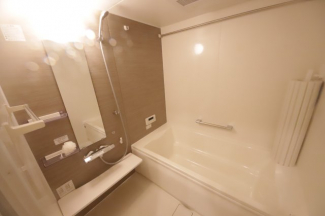 ゆったり過ごせるお風呂です