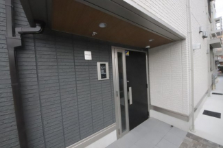 ゆとりのあるエントランスです