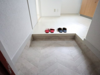 【玄関】