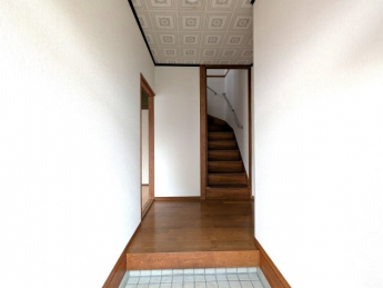 【玄関】