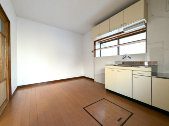 【居間・リビング】